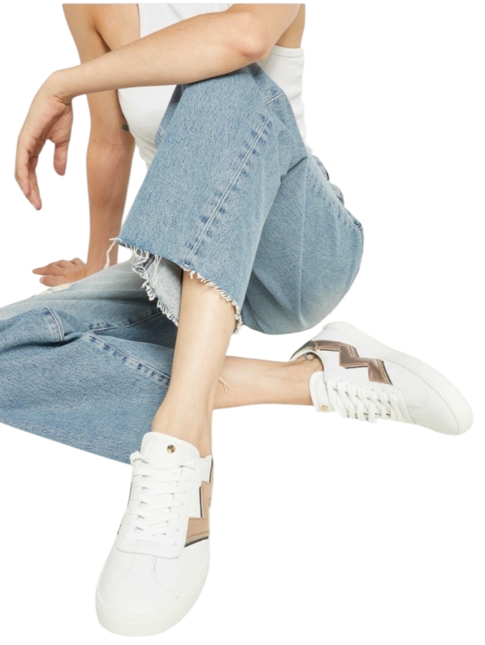 Stuart Weitzman Daryl Sneaker || In White